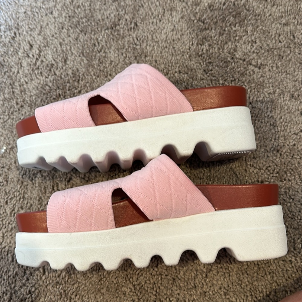 Pink Platform Sandals - Picture 3 of 3
